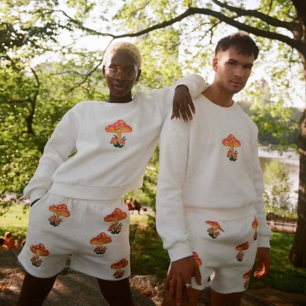 White Sweatshirt and Shorts Set with Mushroom Design